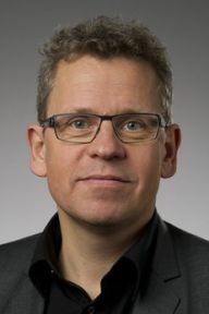 [Translate to English:] Claus Holm, institutleder ved DPU.